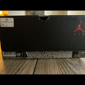 Air Jordan Retro 5’s (bronze tongue)